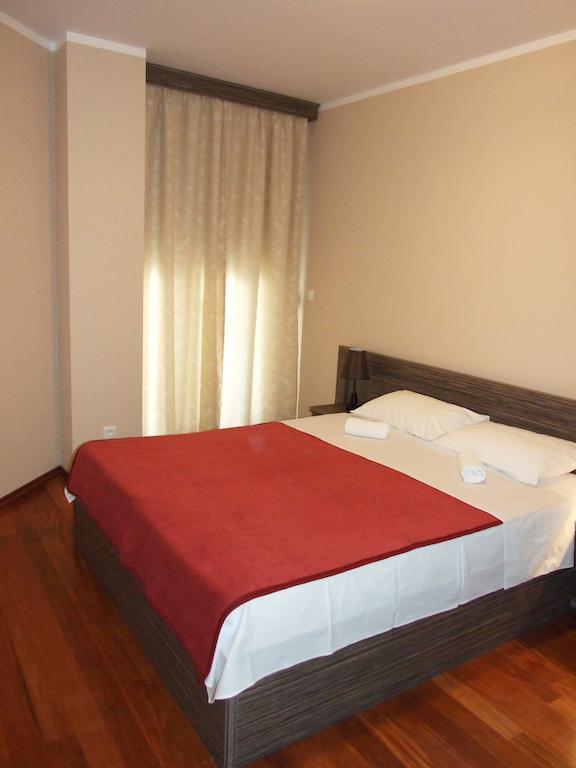 Apartments Oaza 2 Petrovac na moru Zimmer foto
