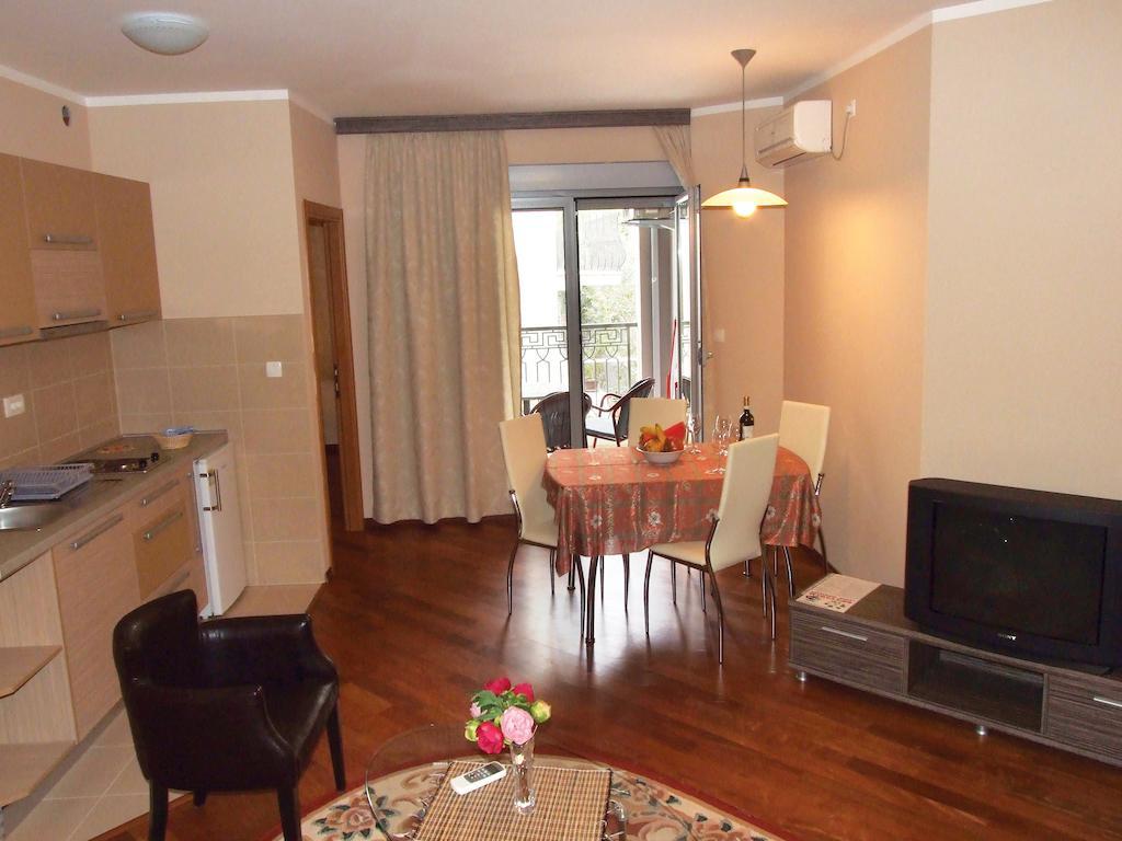 Apartments Oaza 2 Petrovac na moru Zimmer foto