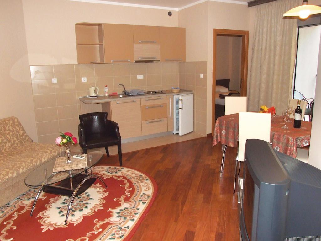 Apartments Oaza 2 Petrovac na moru Zimmer foto